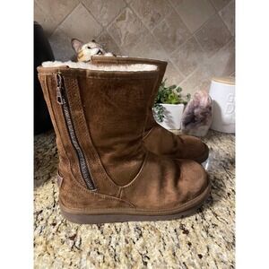 UGG Australia Chestnut Suede Boots Women's Size 8